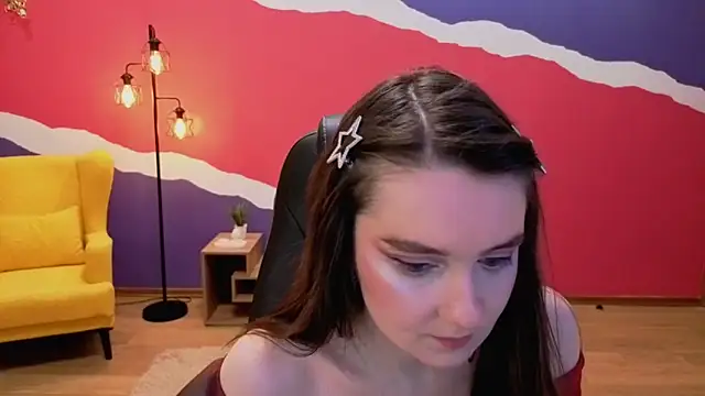 Snapshot of CloudGrace chatting on 01-18-26, 06:12 CloudGrace online show from 01-18-26, 06:12