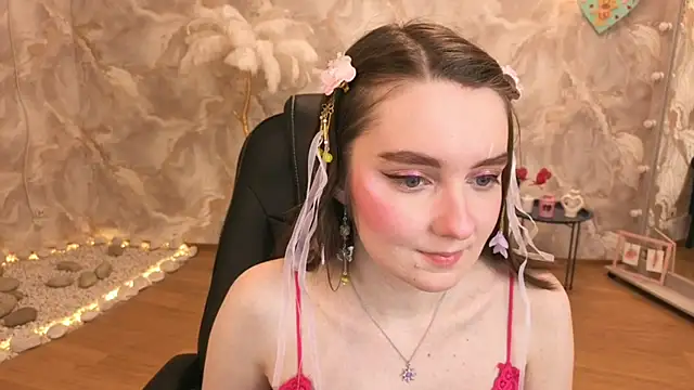 Snapshot of CloudGrace chatting on 02-14-26, 03:14 CloudGrace online show from 02-14-26, 03:14