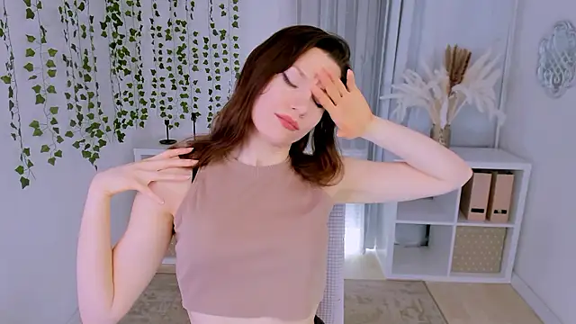 Snapshot of Bat_Laughing chatting on 12-02-24, 07:16 Bat Laughing online show from 12-02-24, 07:16