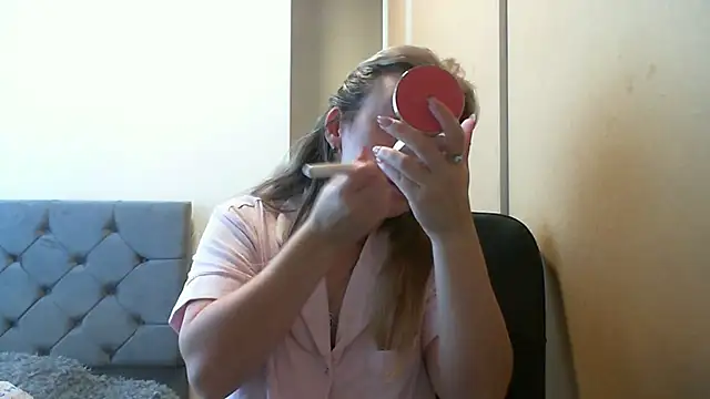 SusanCurt online show from 10-12-25, 08:24