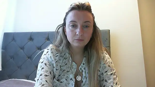 SusanCurt online show from 11-15-25, 12:02