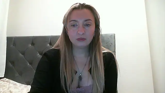 SusanCurt online show from 12-02-25, 06:58