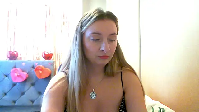 SusanCurt online show from 02-11-26, 02:22