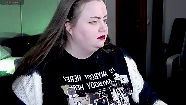 EMMA  CONNOR online show from 03-18-25, 03:53