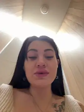 Snapshot of Wet__Bunny chatting on 02-09-25, 12:52 Wet Bunny online show from 02-09-25, 12:52