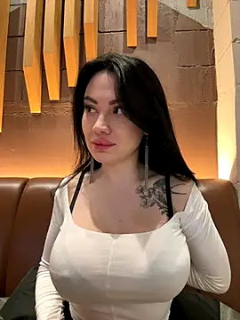 Snapshot of Wet__Bunny chatting on 09-10-25, 06:35 Wet Bunny online show from 09-10-25, 06:35