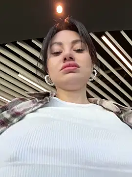 Wet  Bunny online show from 04-03-26, 06:22