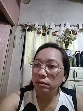 Snapshot of asianwet4u chatting on 07-11-26, 05:32 asianwet4u online show from 07-11-26, 05:32