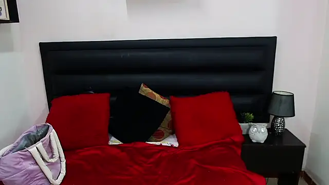 sensual nataliee online show from 11-06-25, 03:57