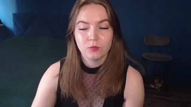 Snapshot of AlessaBlackMoon chatting on 06-26-26, 12:53 AlessaBlackMoon online show from 06-26-26, 12:53