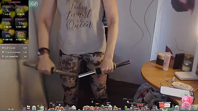 Snapshot of JohansonKatie chatting on 02-15-25, 10:33 JohansonKatie online show from 02-15-25, 10:33