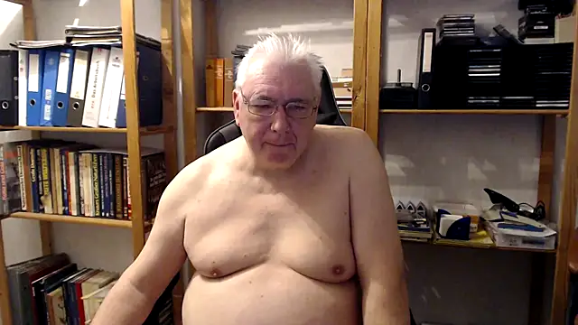 SchwanzhureXXL online show from 12-05-25, 06:33