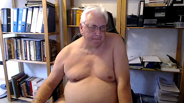 SchwanzhureXXL online show from 06-28-26, 03:29