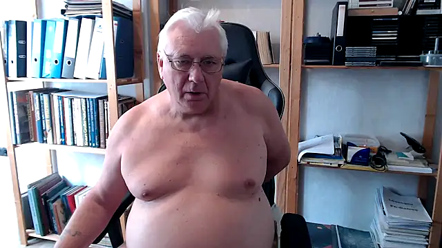 SchwanzhureXXL online show from 07-16-26, 02:34