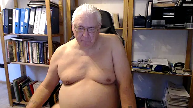 SchwanzhureXXL online show from 08-03-26, 04:22