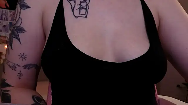 MilenaSaint online show from 01-16-25, 05:42