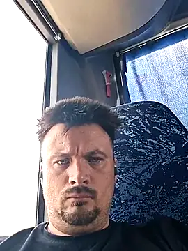 Snapshot of Luismiguel55 chatting on 05-05-26, 01:19 Luismiguel55 online show from 05-05-26, 01:19