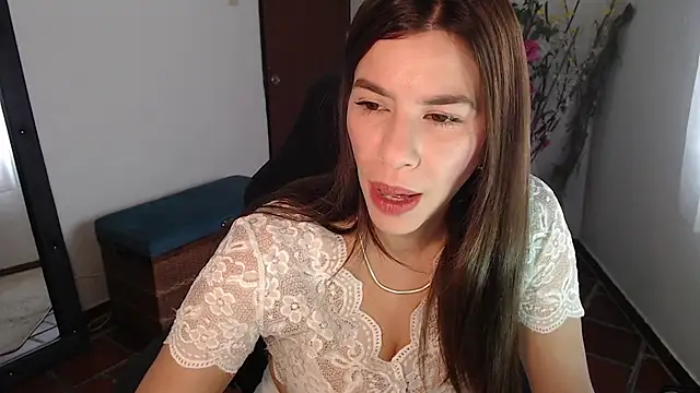 Snapshot of ms_sofia_x chatting on 07-07-26, 02:32 ms sofia x online show from 07-07-26, 02:32