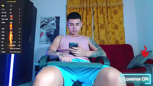 Snapshot of Lobito_xxxl chatting on 10-07-25, 09:34 Lobito xxxl online show from 10-07-25, 09:34