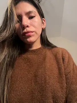 Snapshot of LalieFR chatting on 11-02-25, 07:16 LalieFR online show from 11-02-25, 07:16