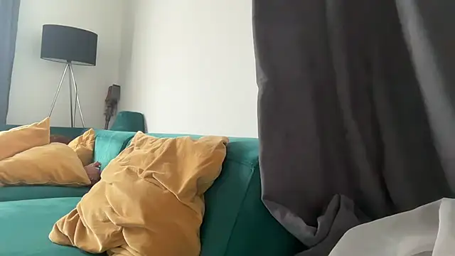 Iris cherry online show from 01-13-26, 12:21