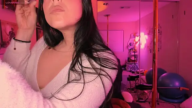 Evie-Luna online show from 02-18-26, 03:46