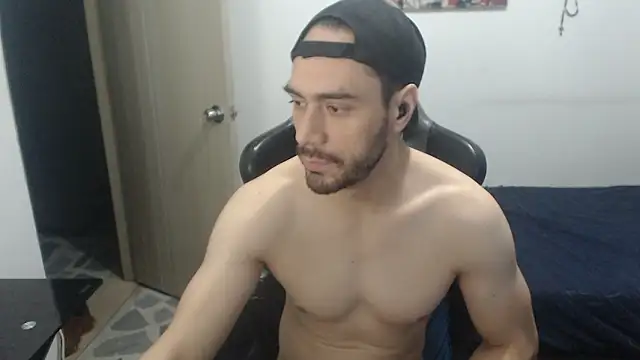 samuelgarcia  online show from 03-07-26, 10:23