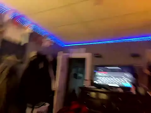 Snapshot of mirandamark2020 chatting on 01-08-26, 05:48 mirandamark2020 online show from 01-08-26, 05:48