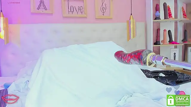 leylla  online show from 03-22-26, 12:30