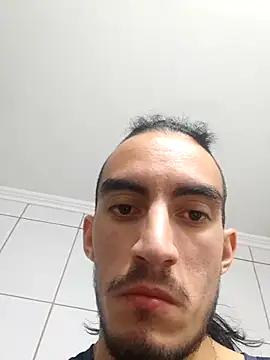 Snapshot of TommyMomentum chatting on 01-09-25, 04:52 TommyMomentum online show from 01-09-25, 04:52