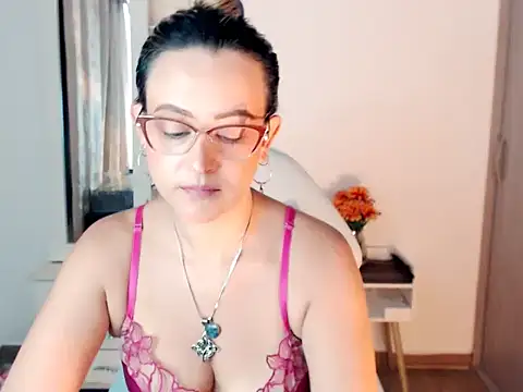 BOREAL MOON online show from 10-16-25, 06:53