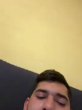 Snapshot of Hitdick007@xh chatting on 10-31-25, 10:16 Hitdick007xh online show from 10-31-25, 10:16