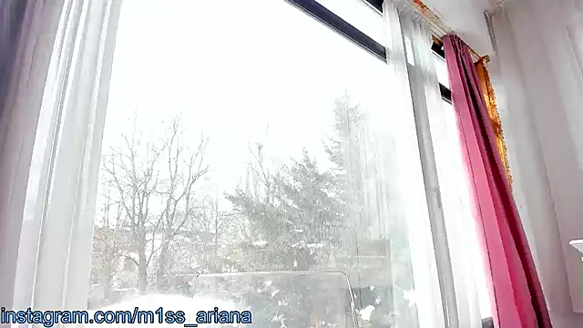 Snapshot of Miss_Ariana_ chatting on 02-22-25, 11:24 Miss Ariana online show from 02-22-25, 11:24