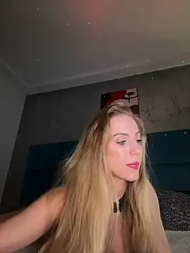 RockQueen A online show from 01-18-25, 05:20
