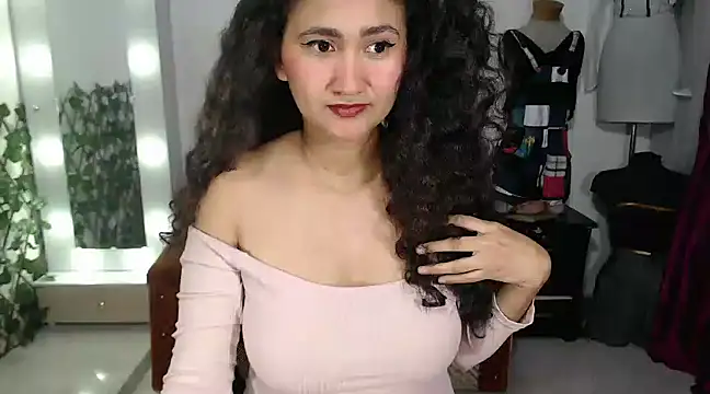 Snapshot of Petite_schoolgirlx chatting on 03-18-25, 02:15 Petite schoolgirlx online show from 03-18-25, 02:15