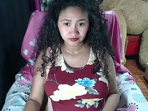 Snapshot of Petite_schoolgirlx chatting on 09-21-25, 11:17 Petite schoolgirlx online show from 09-21-25, 11:17