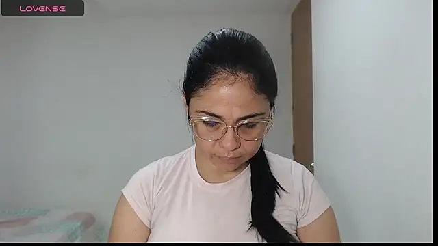 selena ferri online show from 10-27-25, 08:13