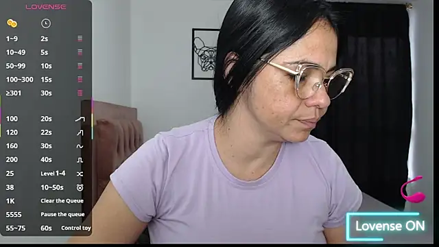 selena ferri online show from 11-24-25, 09:47