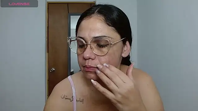 selena ferri online show from 03-21-26, 08:30