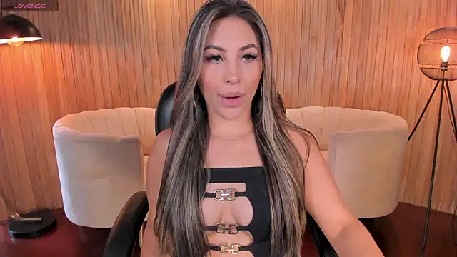 MiaRoberts1 online show from 01-29-25, 06:18