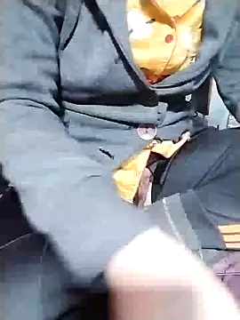 Snapshot of loveyou246 chatting on 01-11-25, 02:20 loveyou246 online show from 01-11-25, 02:20