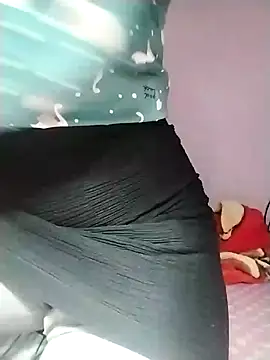 Snapshot of loveyou246 chatting on 01-22-25, 10:07 loveyou246 online show from 01-22-25, 10:07