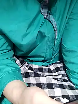 Snapshot of loveyou246 chatting on 02-15-25, 04:03 loveyou246 online show from 02-15-25, 04:03