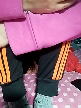 Snapshot of loveyou246 chatting on 02-20-25, 07:01 loveyou246 online show from 02-20-25, 07:01