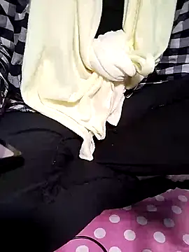 Snapshot of loveyou246 chatting on 02-23-25, 04:07 loveyou246 online show from 02-23-25, 04:07