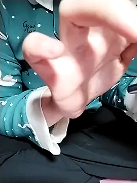 Snapshot of loveyou246 chatting on 03-01-25, 11:06 loveyou246 online show from 03-01-25, 11:06