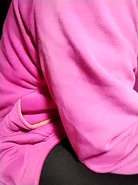 Snapshot of loveyou246 chatting on 03-01-25, 11:37 loveyou246 online show from 03-01-25, 11:37