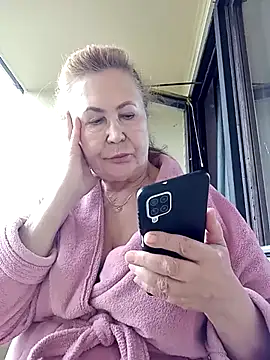 Hottie-Mom online show from 05-31-26, 06:31