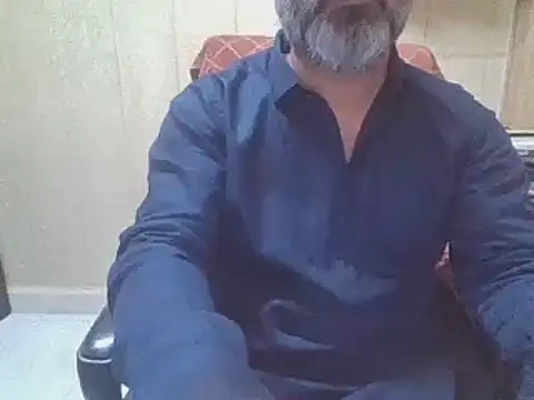 hairymaster95 online show from 04-11-26, 03:55