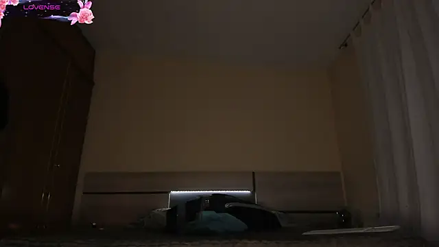 stefany miller77 online show from 04-09-26, 04:45